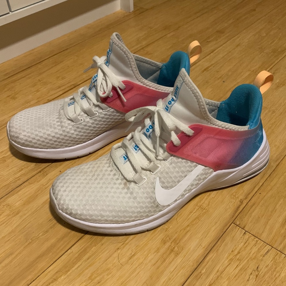 Air Max Bella Trainer